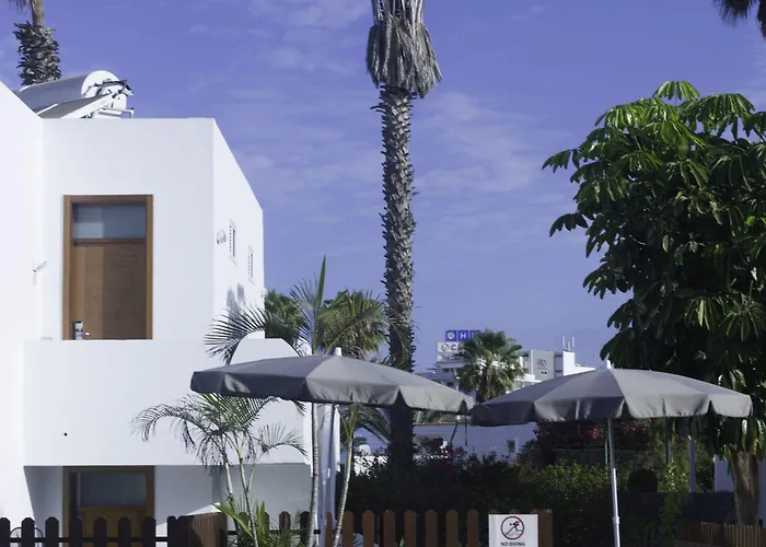 Apartmanhotel Coral Dreams 3*