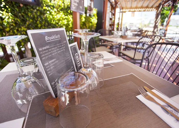 Coral Dreams Aparthotel 3*